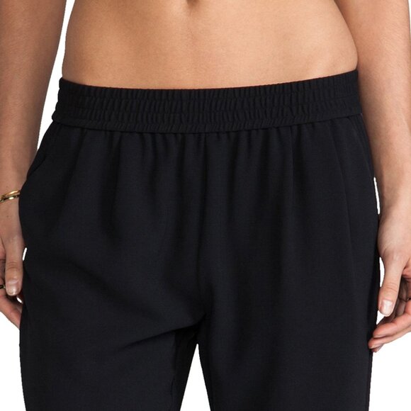 Joie Mariner Cropped Jogger in Black - Picture 4 of 5